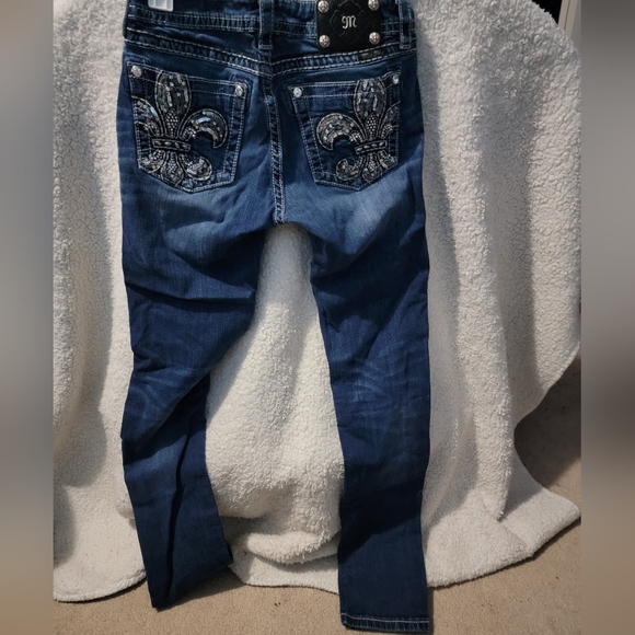 MISS ME Jeans 2 pair for 1 like new. Never worn Size 28. Lowest price. - Picture 9 of 12